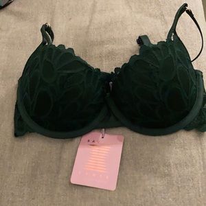 SavageXfenty bra in green brand new with tags